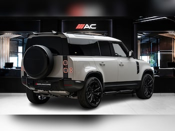 Used Land Rover Defender 2026 for sale - 78927493: Photo