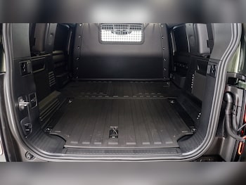 Used Land Rover Defender 2026 for sale - 77198197: Photo