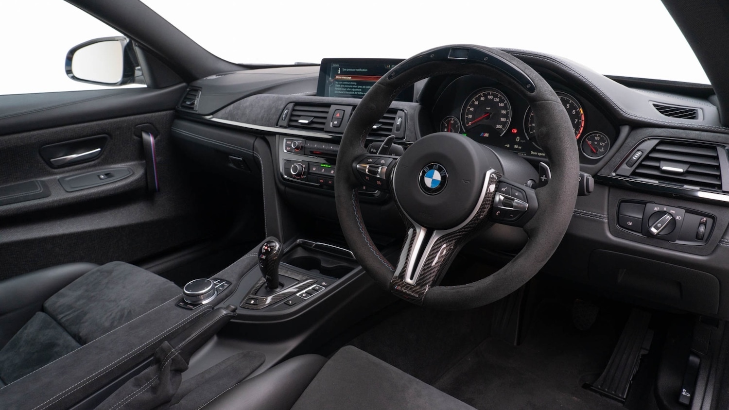 Used BMW M4 2017 for sale - 76568020: Photo 2