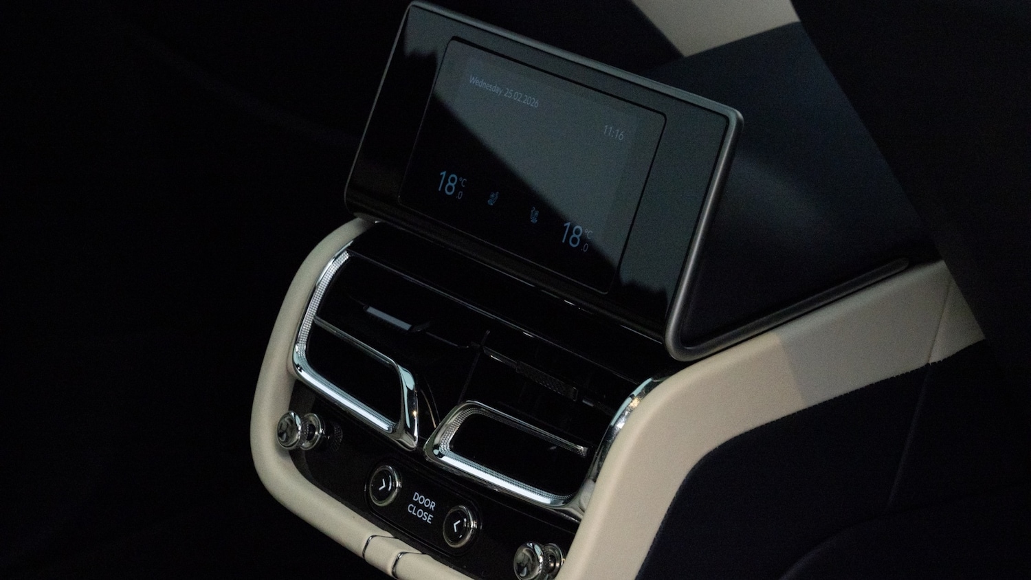 Used Bentley Bentayga 2023 for sale - 77665091: Photo 24