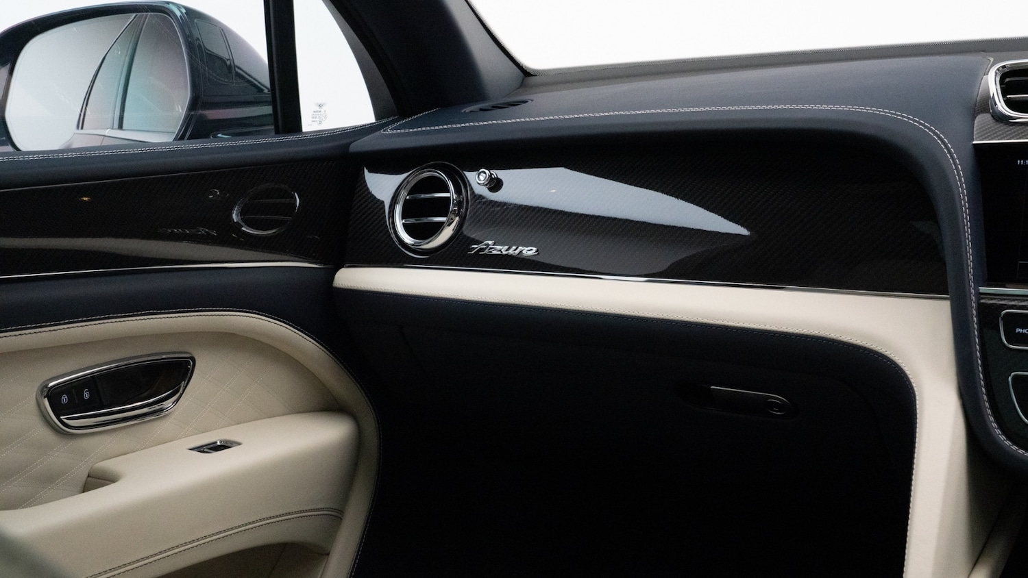 Used Bentley Bentayga 2023 for sale - 77665091: Photo 36