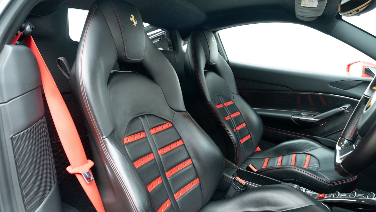 Used Ferrari 488 2016 for sale - 77353740: Photo 2