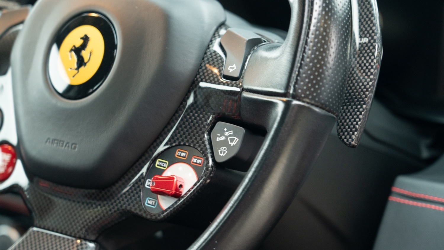 Used Ferrari 488 2016 for sale - 77353740: Photo 28