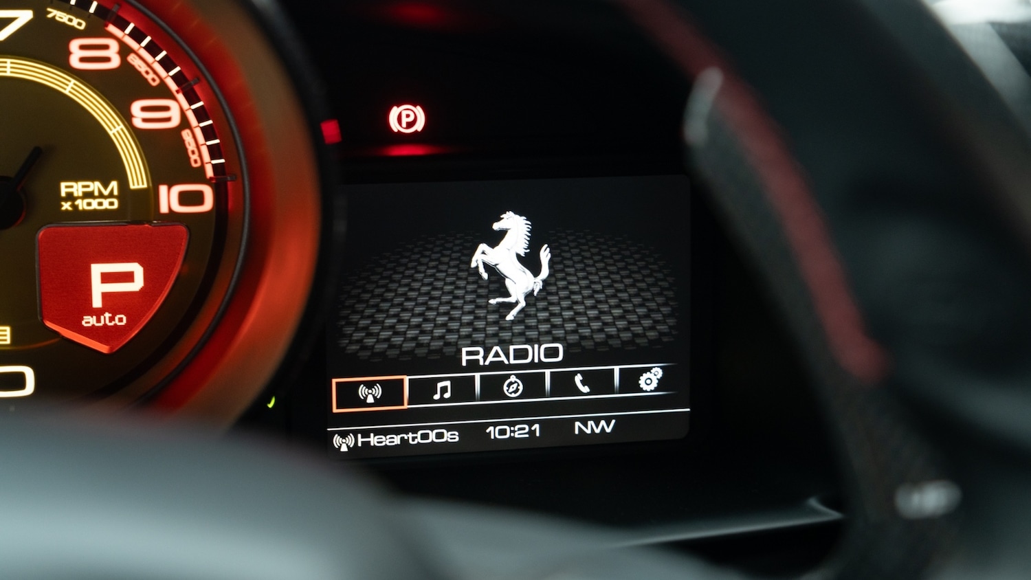 Used Ferrari 488 2016 for sale - 77353740: Photo 37