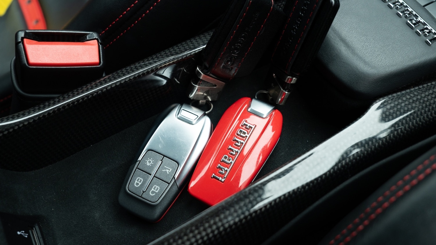 Used Ferrari 488 2016 for sale - 77353740: Photo 41