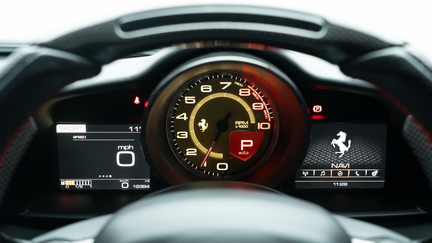 Used Ferrari 488 2016 for sale - 77353740: Photo 42