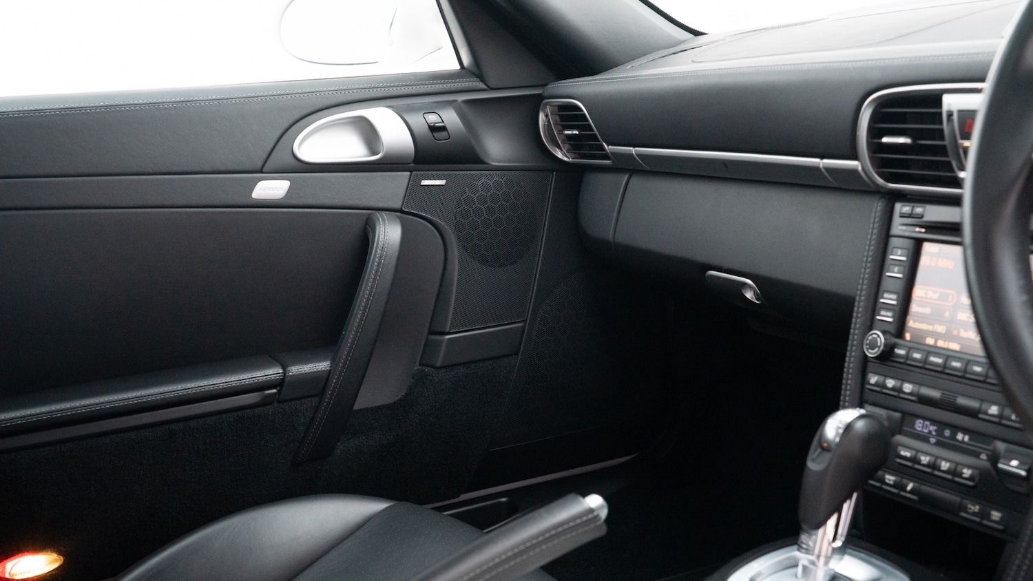 Used Porsche 911 2010 for sale - 76519325: Photo 17