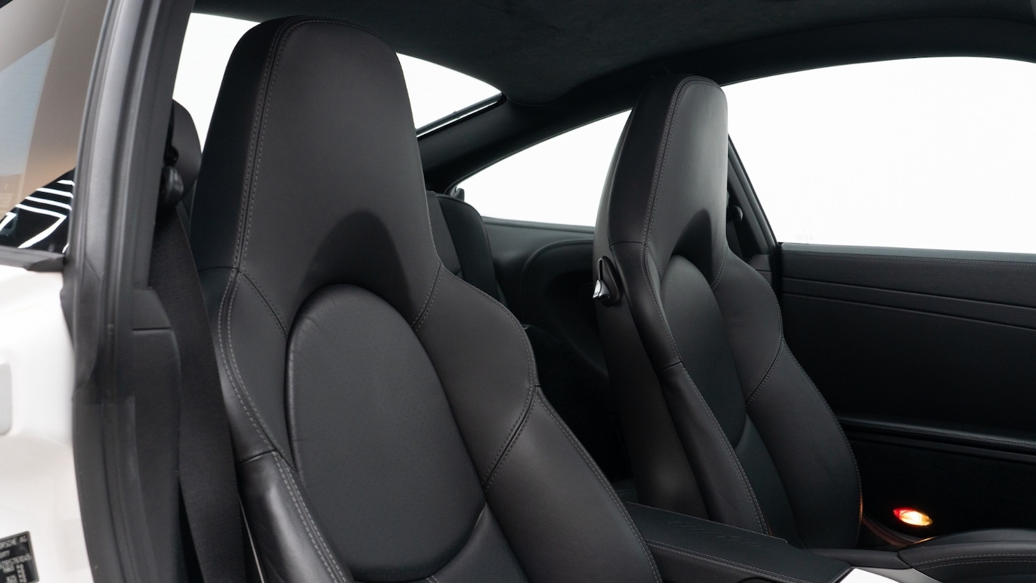 Used Porsche 911 2010 for sale - 76519325: Photo 3