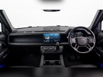 Used Land Rover Defender 2024 for sale - 78456539: Photo
