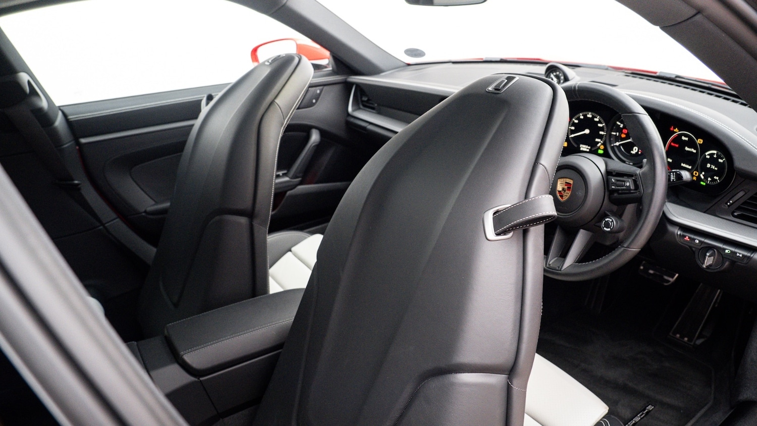 Used Porsche 911 2024 for sale - 77047719: Photo 11