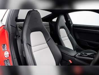 Used Porsche 911 2024 for sale - 77047719: Photo