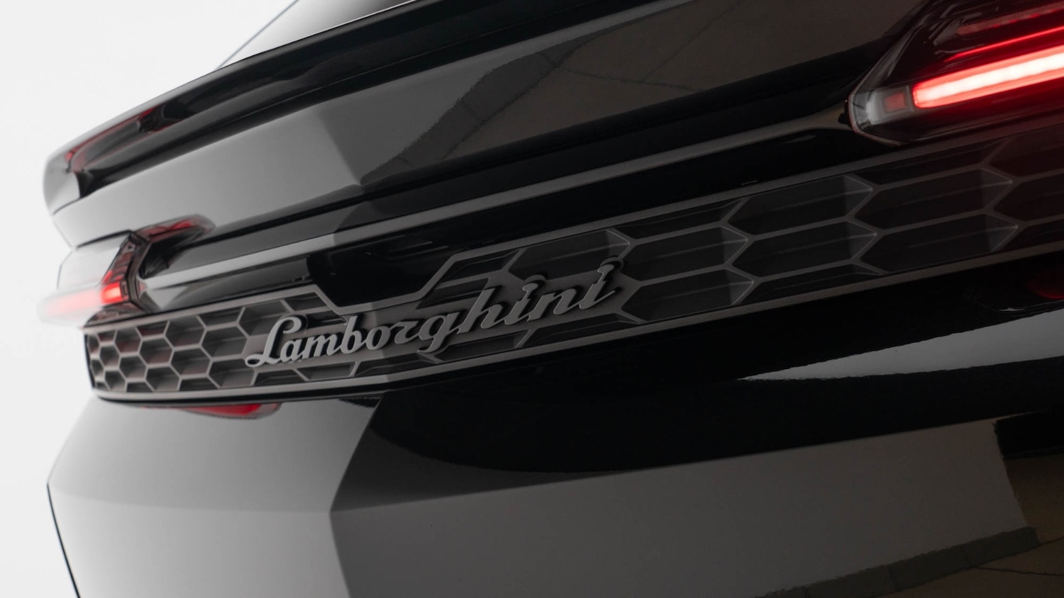 Used Lamborghini Urus 2025 for sale - 76539844: Photo 13