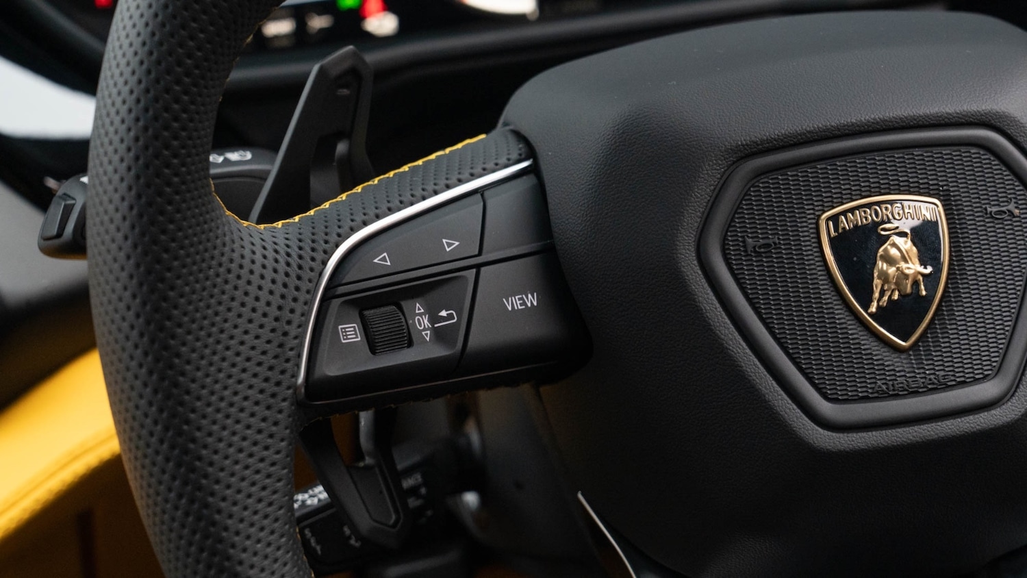 Used Lamborghini Urus 2025 for sale - 76539844: Photo 22