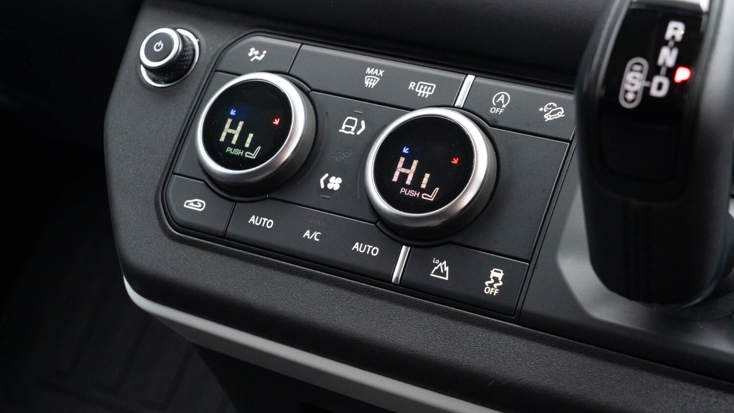 Used Land Rover Defender 2024 for sale - 76338903: Photo 11