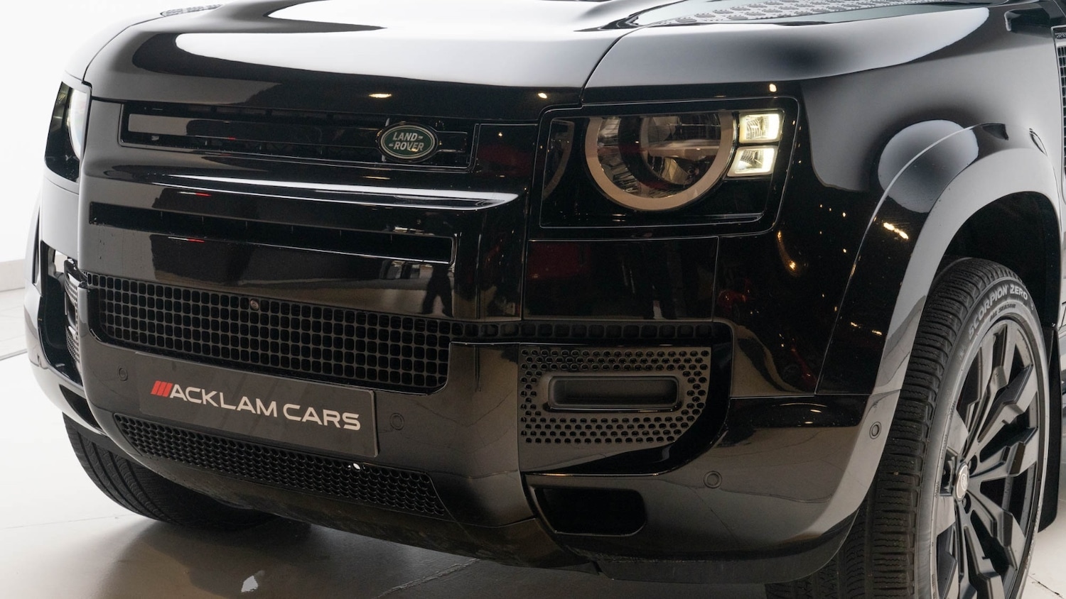 Used Land Rover Defender 2024 for sale - 76338903: Photo 22