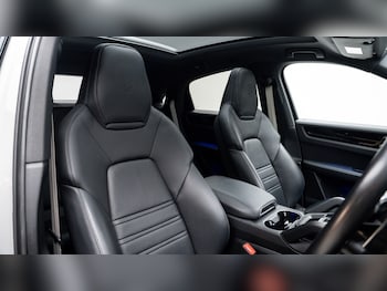 Used Porsche Cayenne 2023 for sale - 78650330: Photo