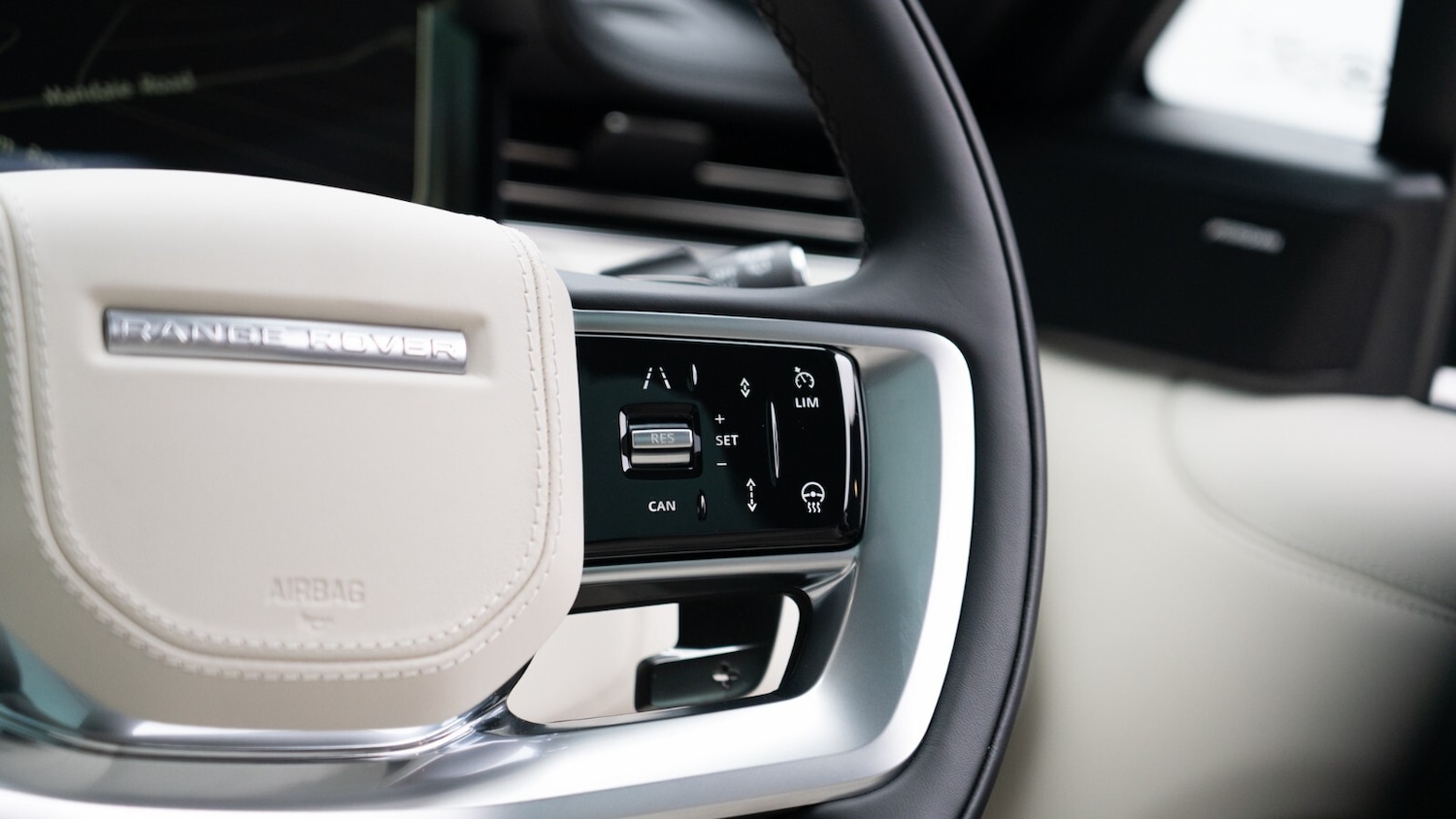 Used Land Rover Range Rover 2025 for sale - 76393658: Photo 18