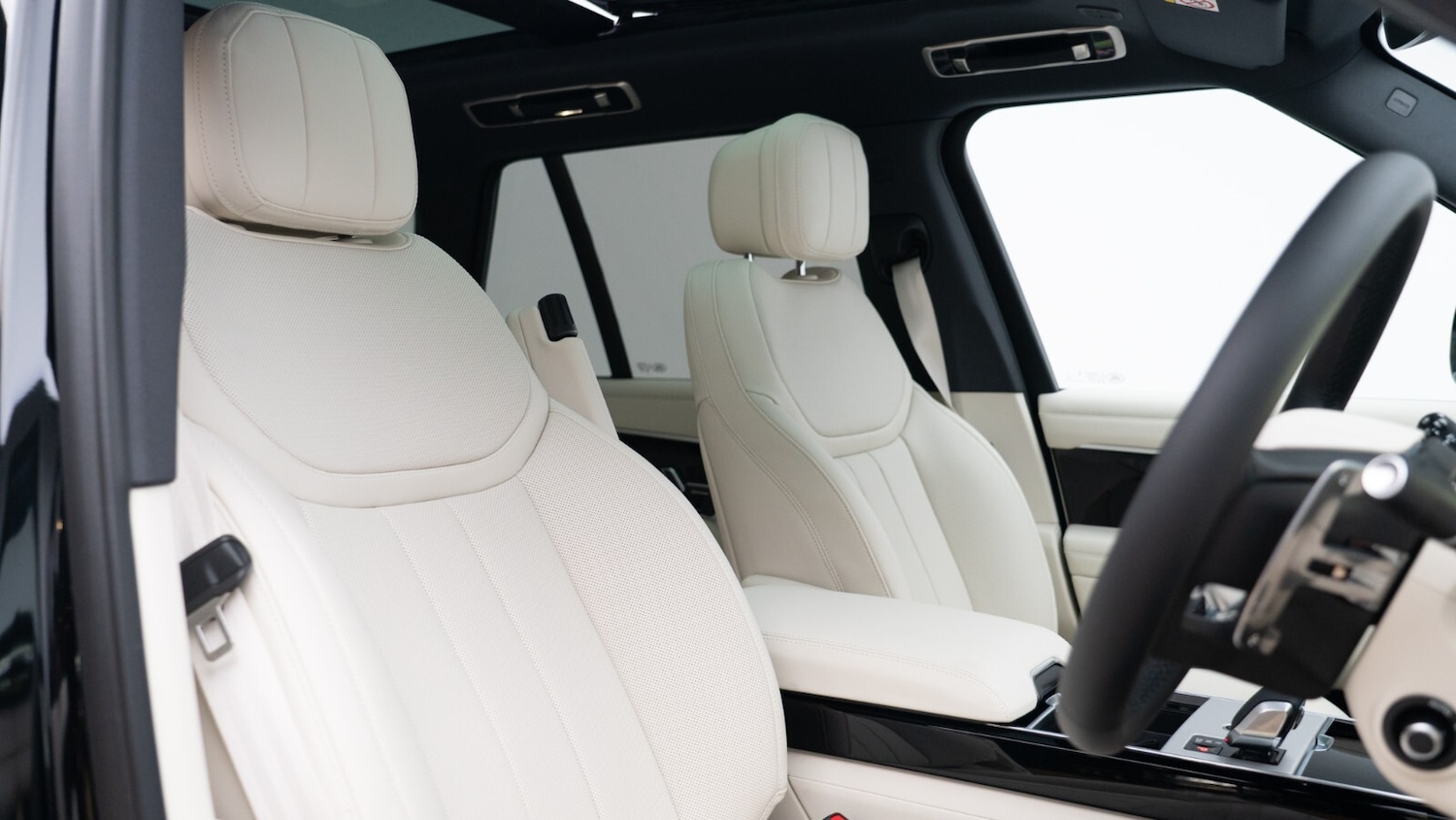 Used Land Rover Range Rover 2025 for sale - 76393658: Photo 3