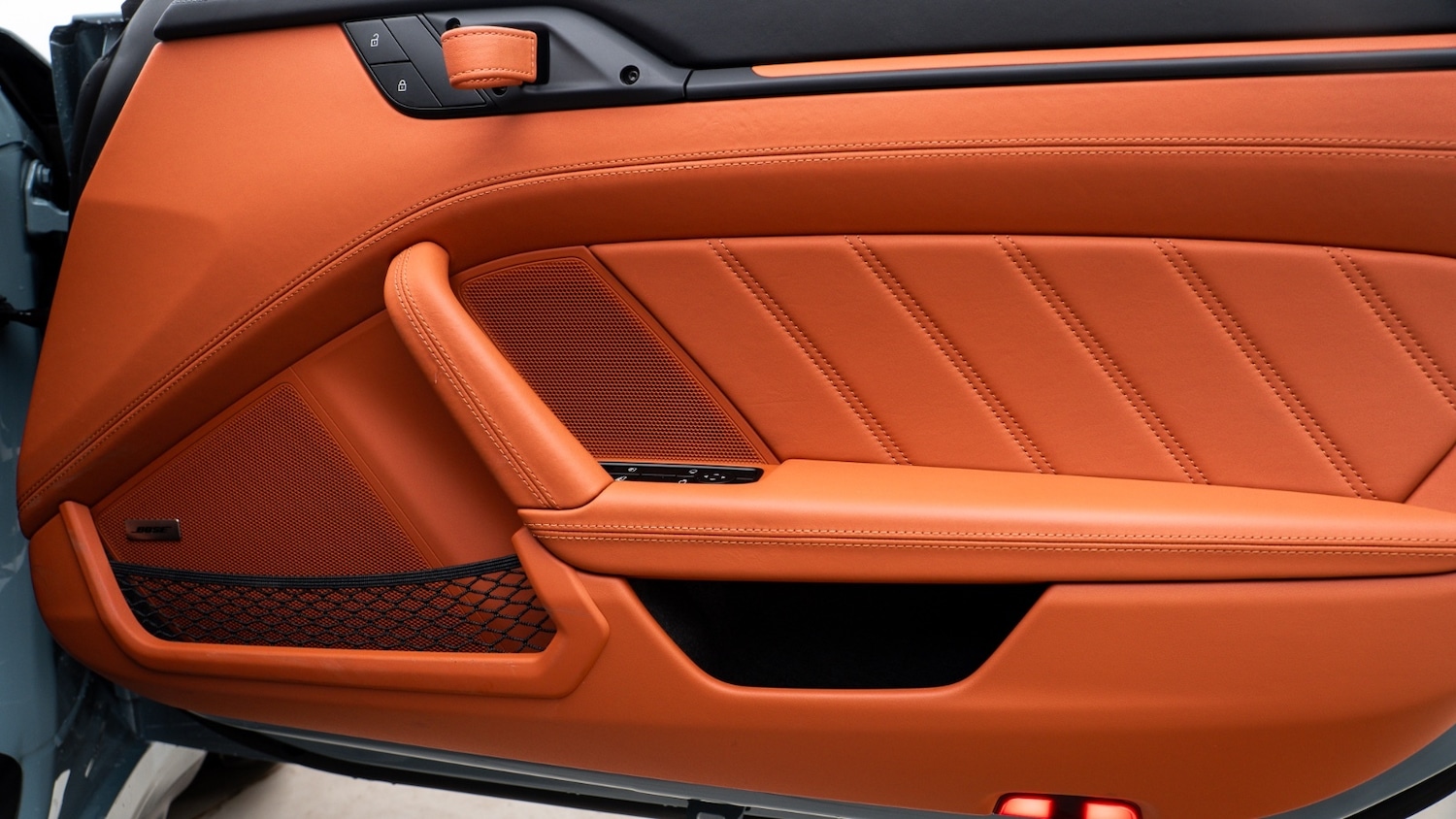 Used Porsche 911 2024 for sale - 77732500: Photo 16