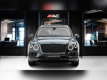 Used Bentley Bentayga 2018 for sale - 79162613: Photo