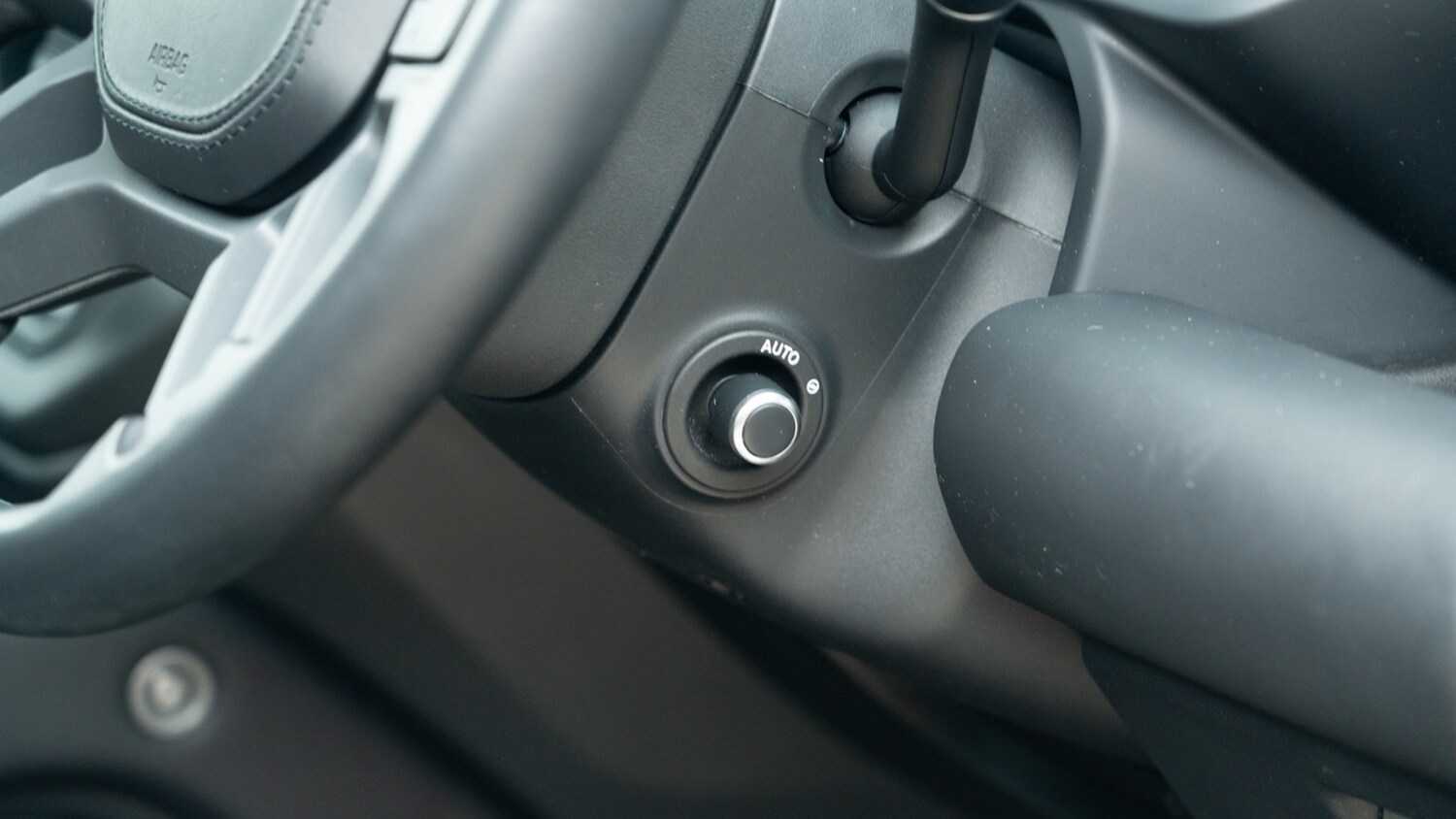 Used Land Rover Defender 2024 for sale - 77353790: Photo 15