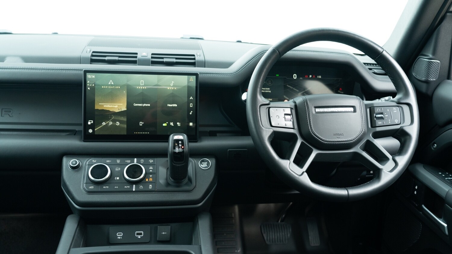 Used Land Rover Defender 2024 for sale - 77353790: Photo 17