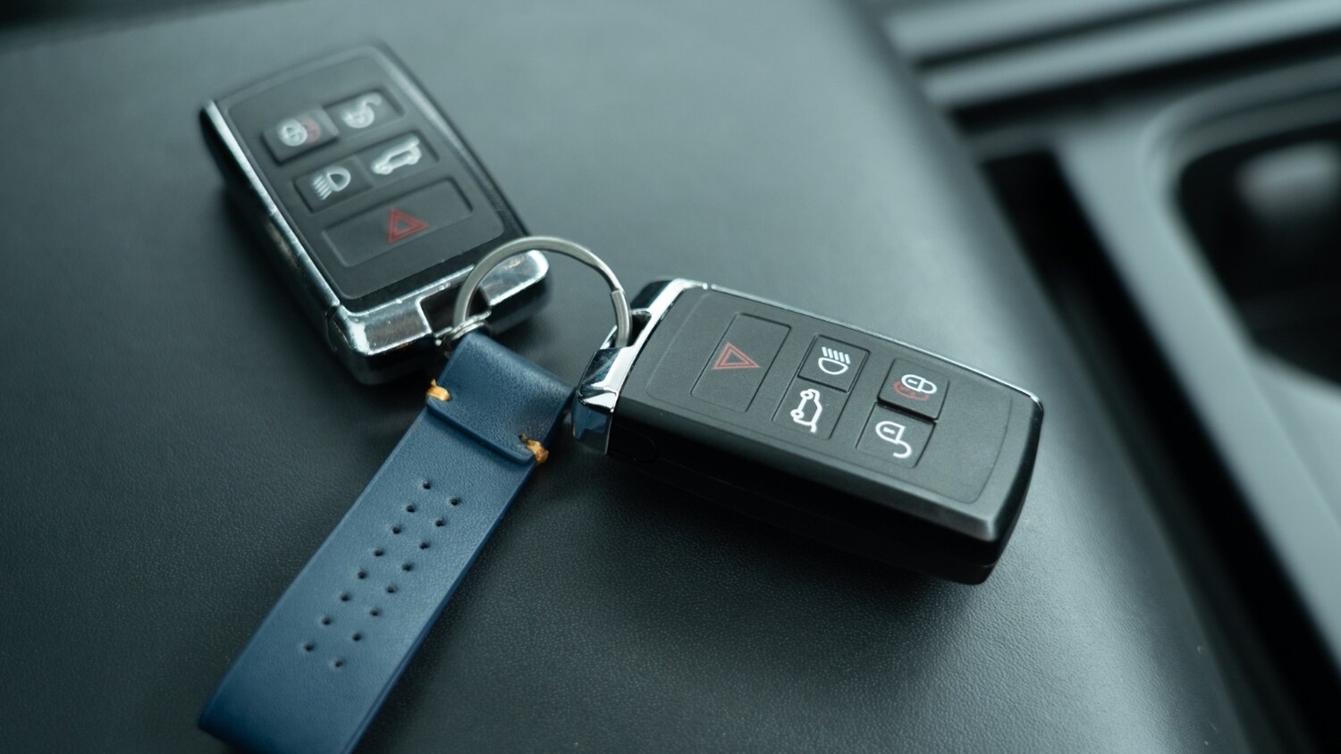 Used Land Rover Defender 2024 for sale - 77353790: Photo 32