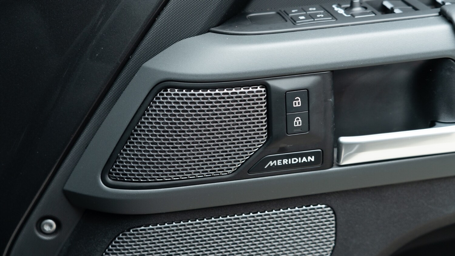 Used Land Rover Defender 2024 for sale - 77353790: Photo 34