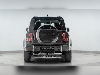 Used Land Rover Defender 2024 for sale - 77353790: Photo