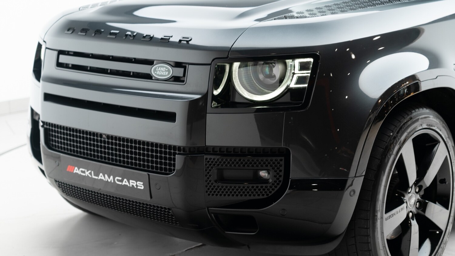 Used Land Rover Defender 2024 for sale - 77353790: Photo 8