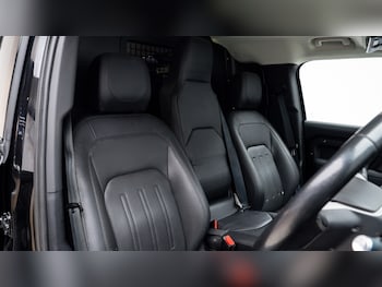 Used Land Rover Defender 2021 for sale - 78313570: Photo