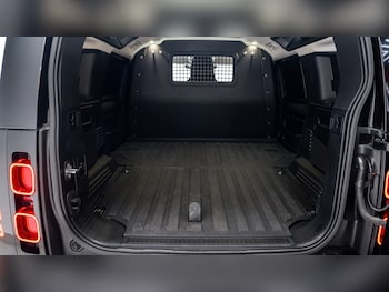 Used Land Rover Defender 2021 for sale - 78313570: Photo