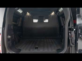 Used Land Rover Defender 2025 for sale - 75276331: Photo