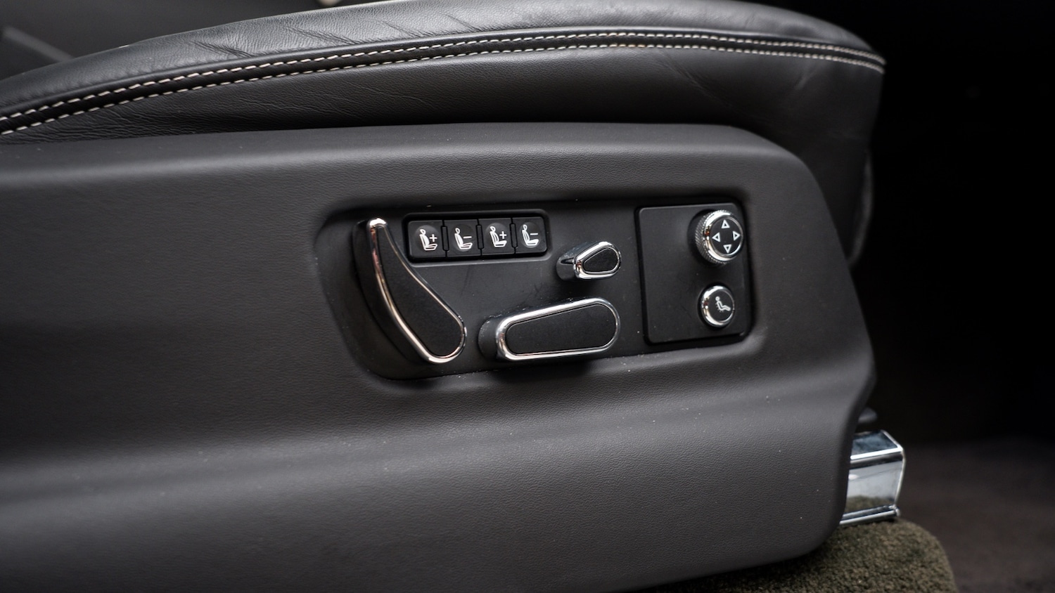 Used Bentley Bentayga 2022 for sale - 77618991: Photo 28