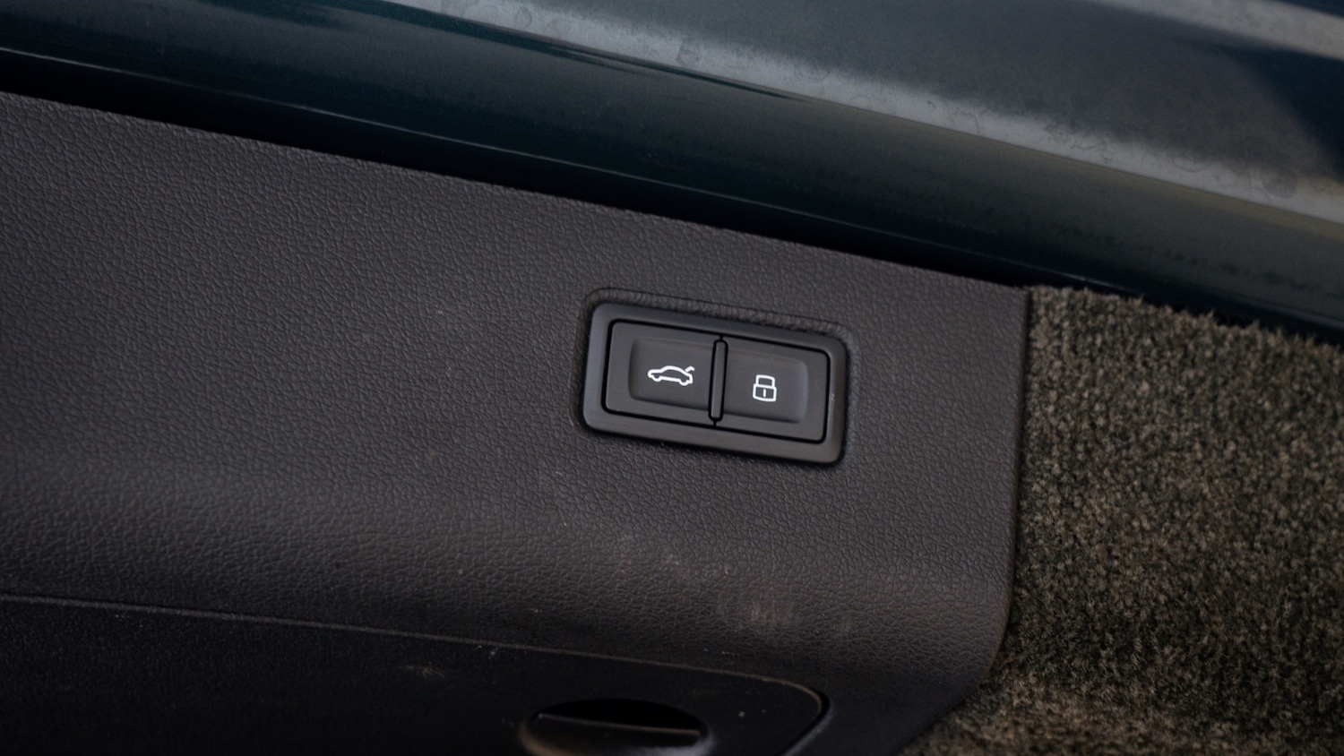 Used Bentley Bentayga 2022 for sale - 77618991: Photo 64