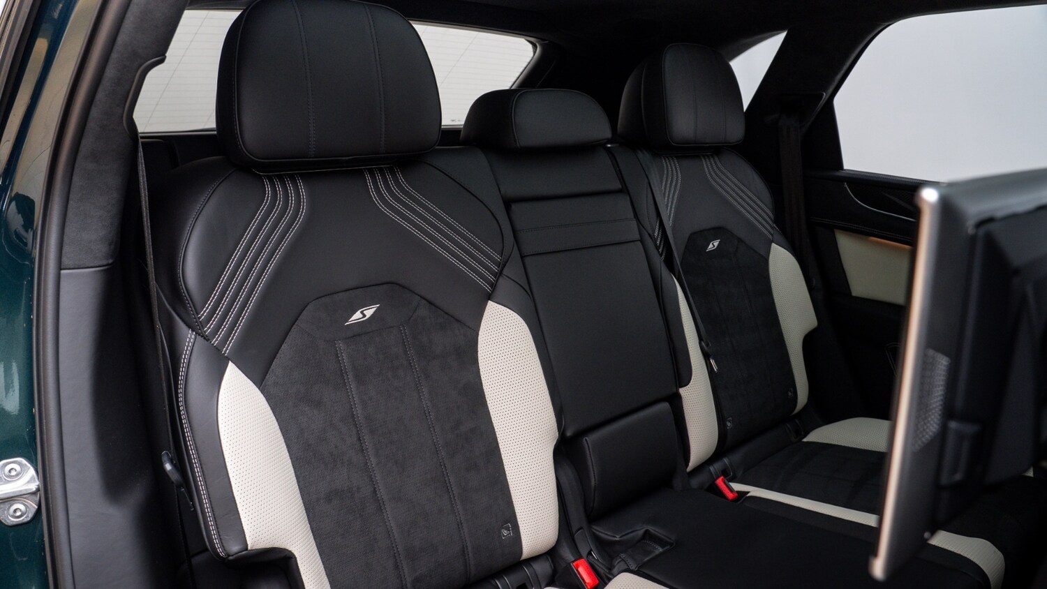 Used Bentley Bentayga 2022 for sale - 77618991: Photo 8