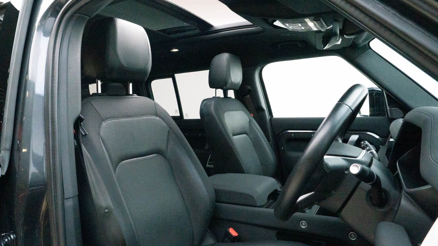 Used Land Rover Defender 2022 for sale - 76623453: Photo 3