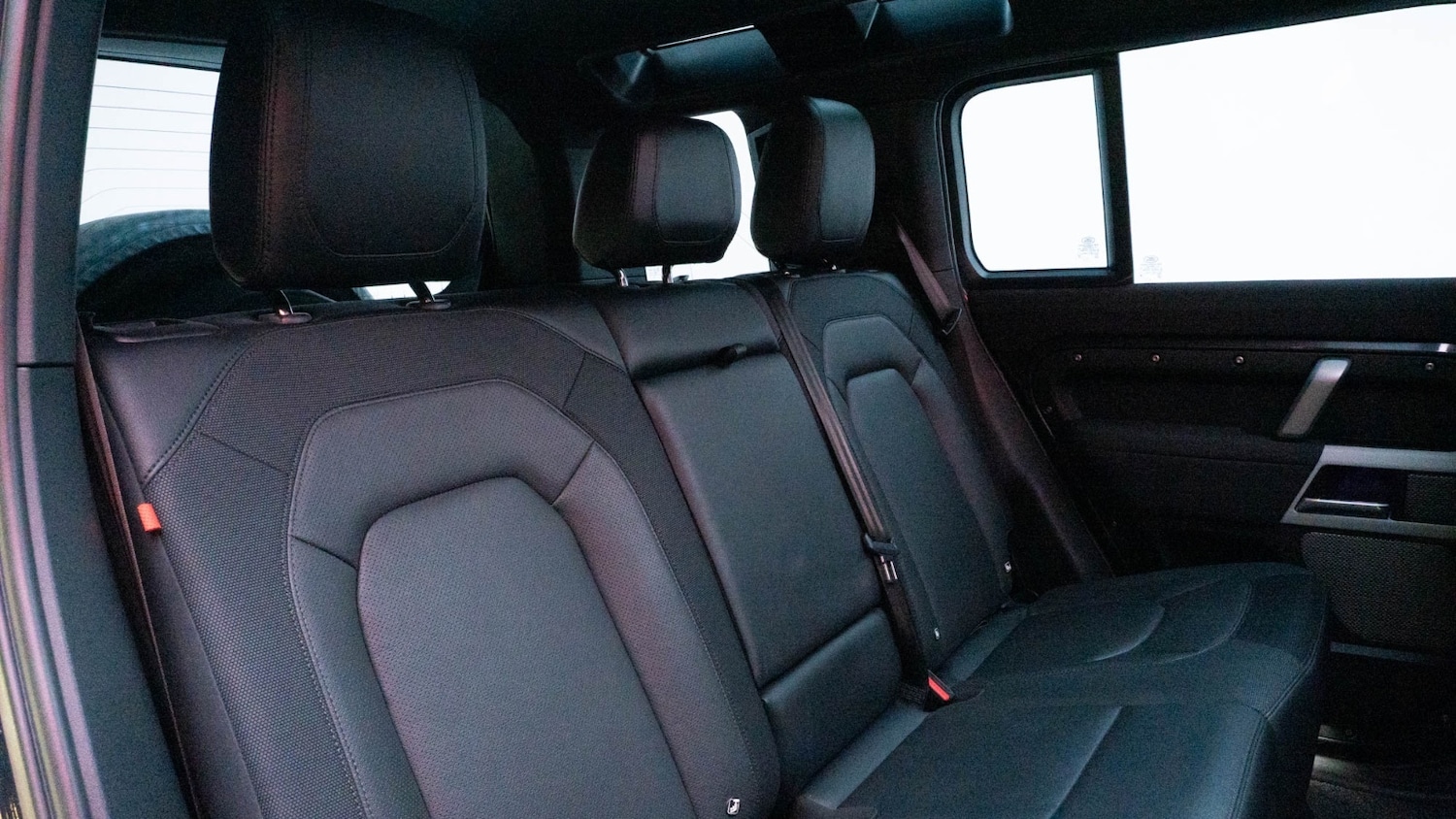 Used Land Rover Defender 2022 for sale - 76623453: Photo 9