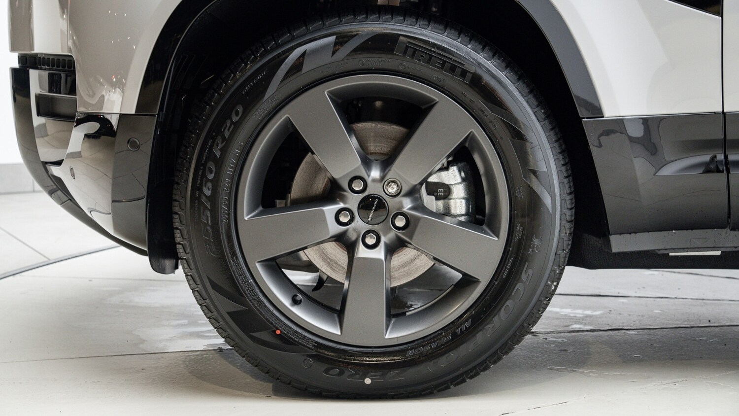 Used Land Rover Defender 2025 for sale - 77092547: Photo 29