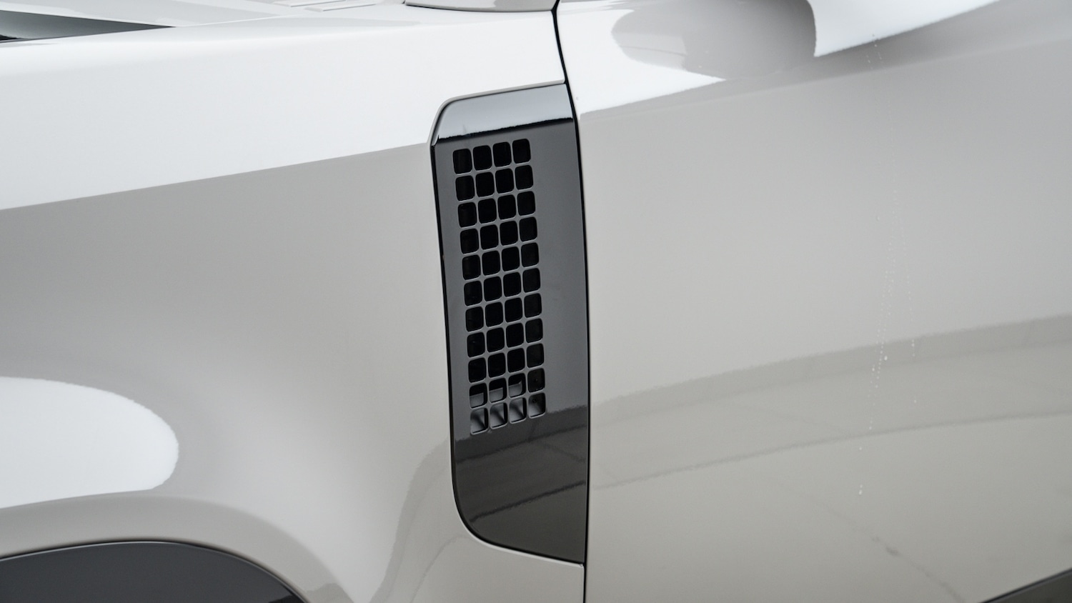 Used Land Rover Defender 2025 for sale - 77092547: Photo 30