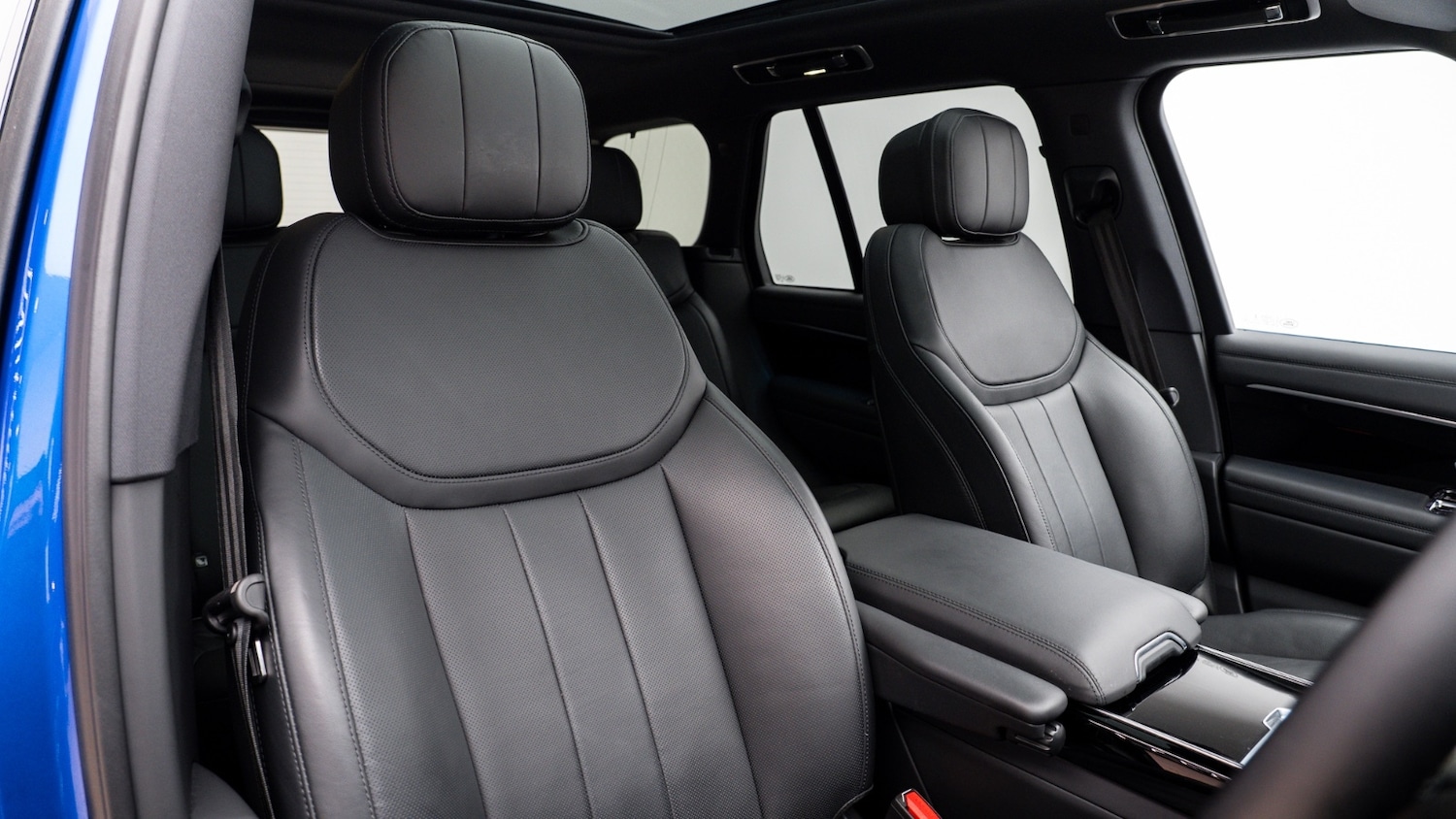 Used Land Rover Range Rover 2025 for sale - 77256514: Photo 3