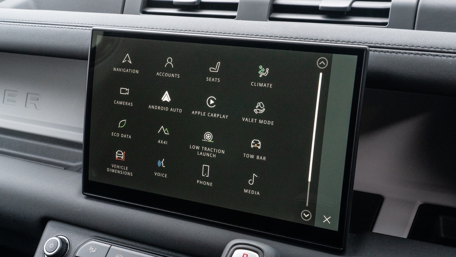 Used Land Rover Defender 2025 for sale - 76948329: Photo 18