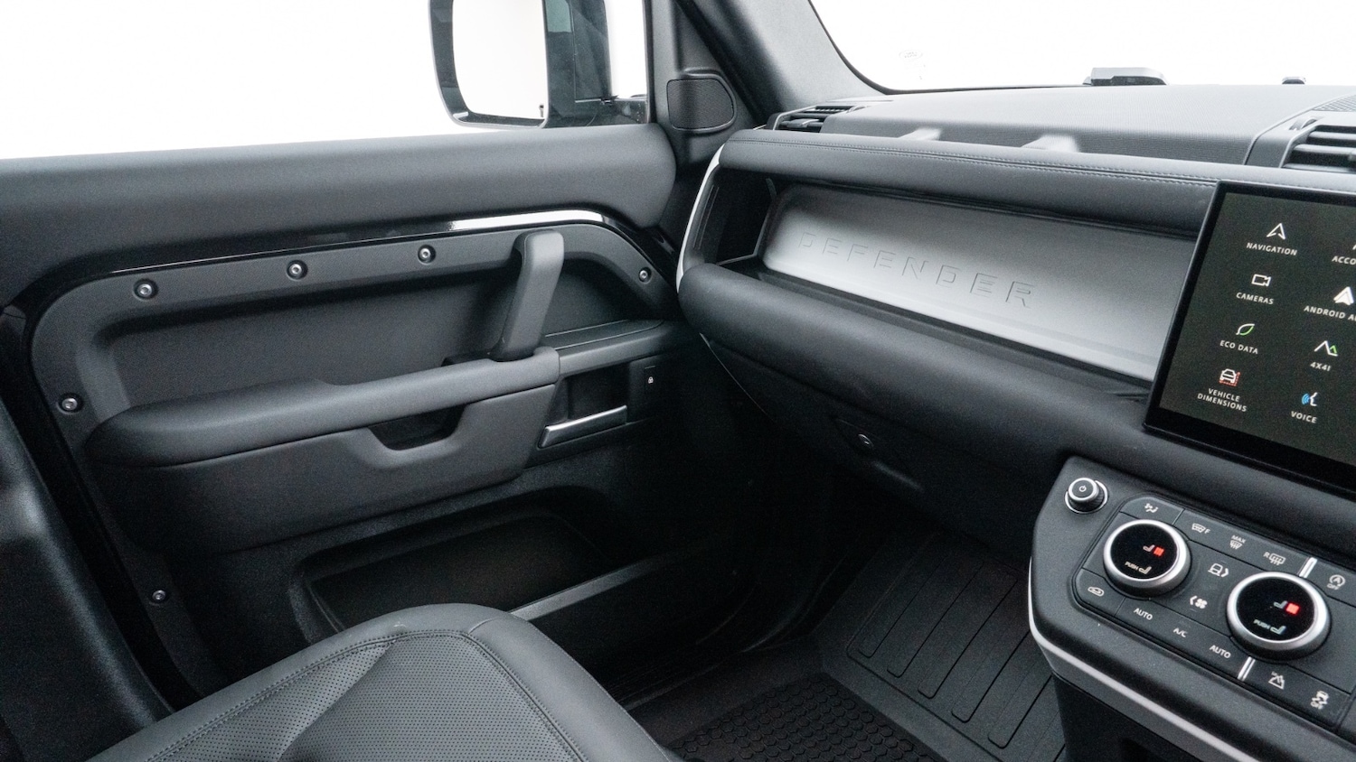 Used Land Rover Defender 2025 for sale - 76948329: Photo 22