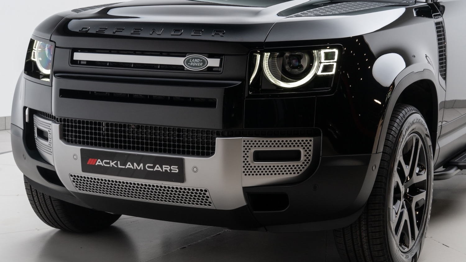 Used Land Rover Defender 2025 for sale - 76948329: Photo 8