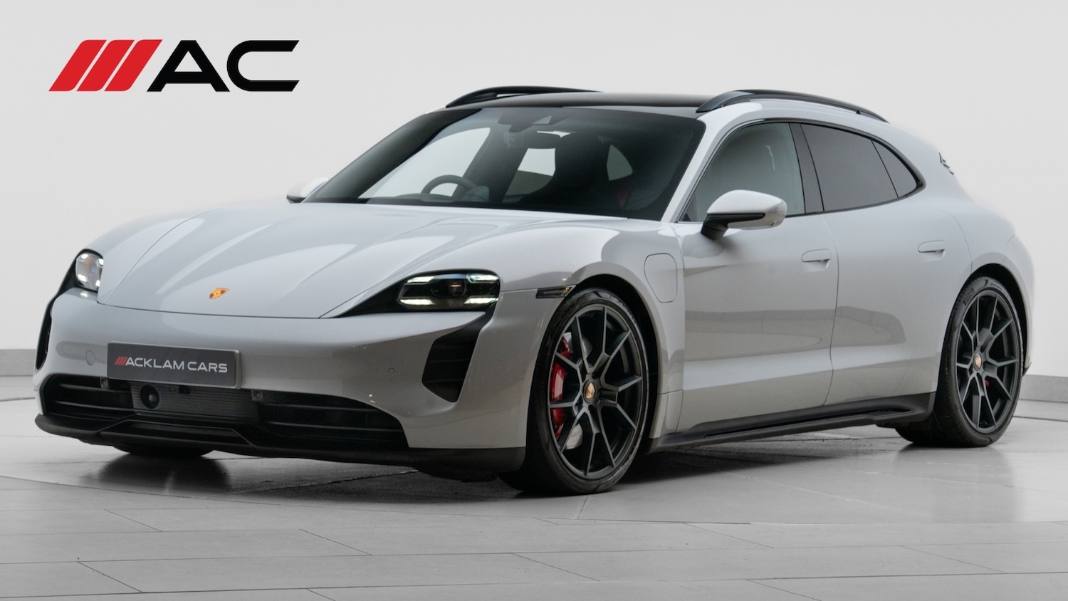 Used Porsche Taycan 2022 for sale - 76366513: Photo 1