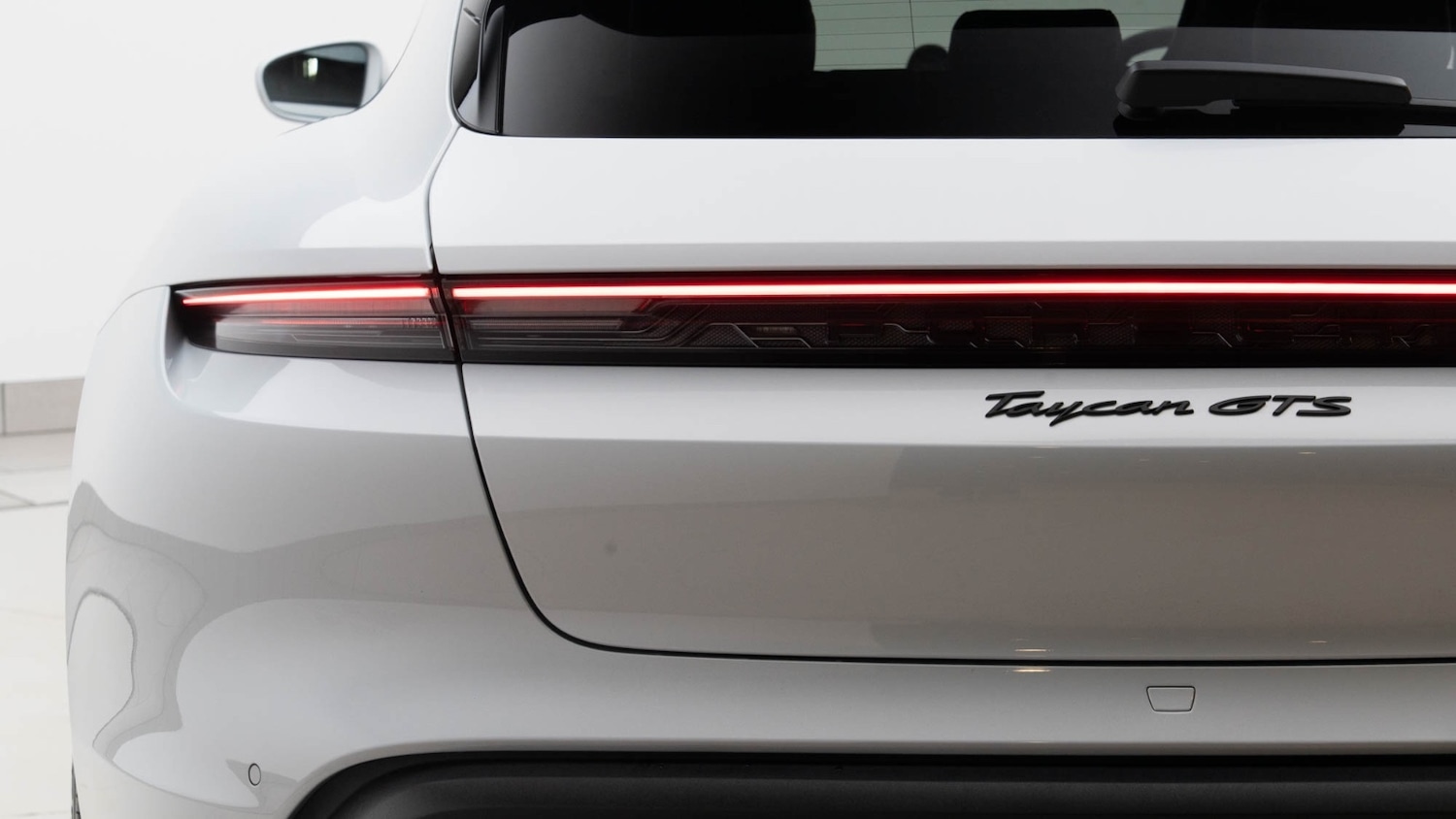 Used Porsche Taycan 2022 for sale - 76366513: Photo 11