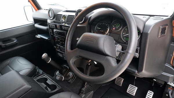 Used Land Rover Defender 90 2016 for sale - 76221751: Photo 18
