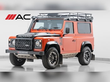 Land Rover - Defender 90