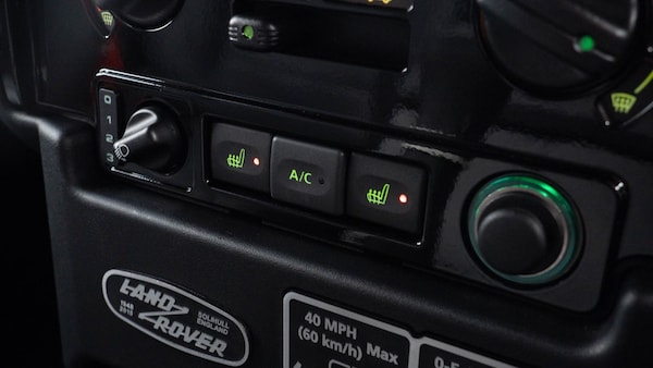 Used Land Rover Defender 90 2016 for sale - 76221751: Photo 26
