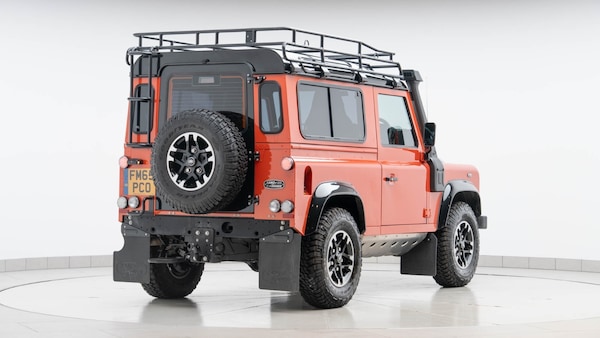 Used Land Rover Defender 90 2016 for sale - 76221751: Photo 6